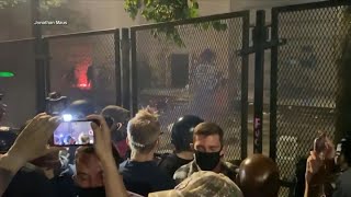 Portland Mayor Is Tear-Gassed With Crowd of Protesters