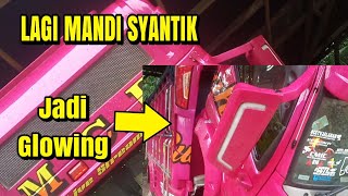 Ngintip Scania Mandi Semok Gaes