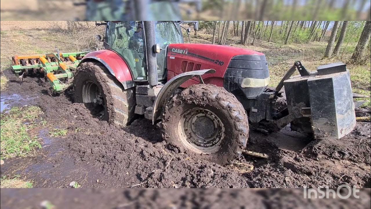Tractor Case stuck in mud John deere to the rescue 2021 - YouTube