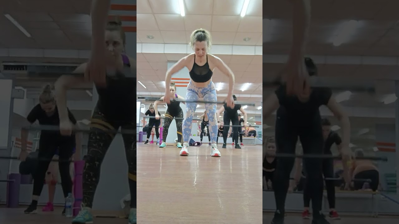 Тренировка с бодибаром,делаем красивые руки,пресс и спину.