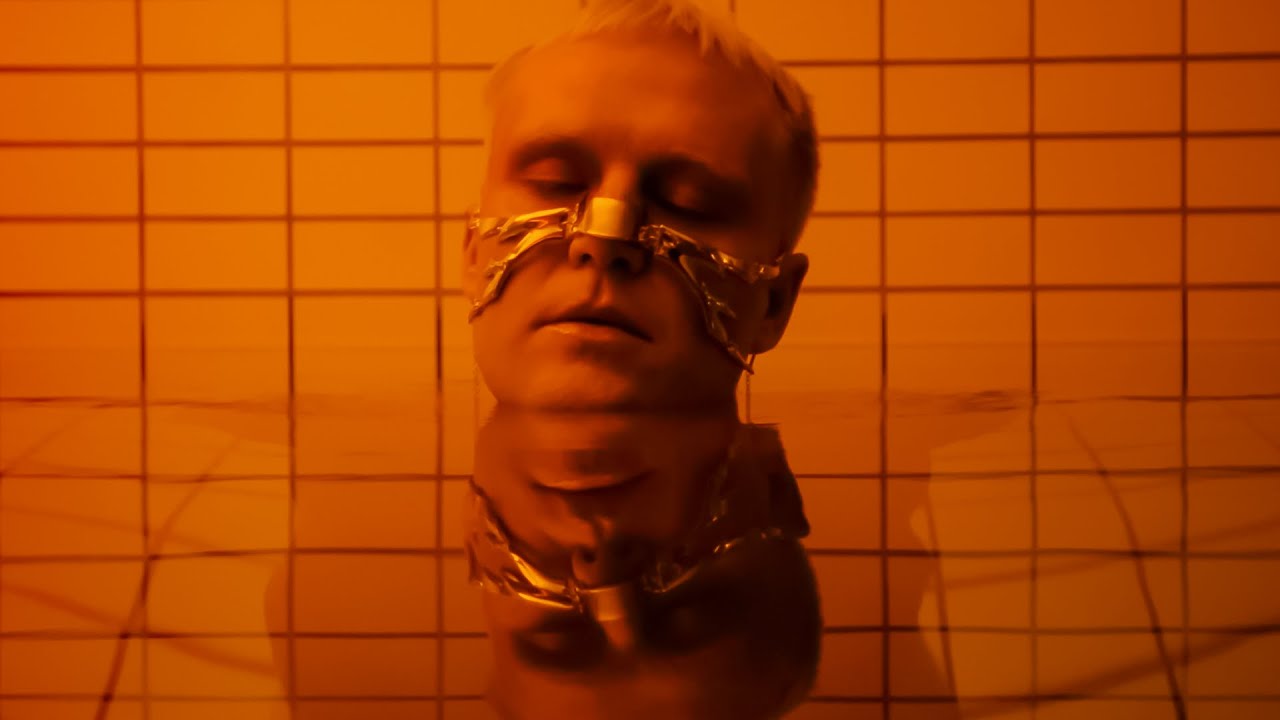 Guarda Lucy Dreams – Code To My Mind (Official Video) su YouTube Guarda Lucy Dreams – Code To My Mind (Official Video) su YouTube