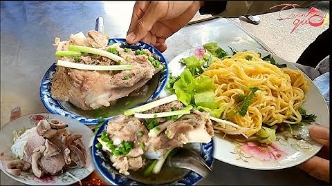 Hủ Tiếu Sa Đéc Cô Liên 40 năm nổi tiếng Sa Đéc LẠ LÙNG phải cho thêm 1 muỗng đường vào đĩa hủ tiếu