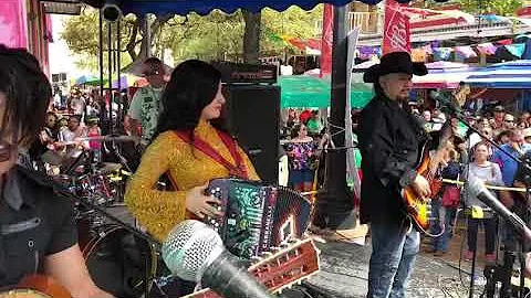 Christina Valdez "The Squeezebox Girl" Polkas. San...