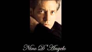 NINO D'ANGELO - FIRMATE NU MUMENTO (con testo)