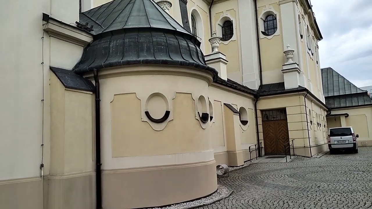 Zakazono bicia dzwonów w Kościele Bożego Ciała w Miechowicach.