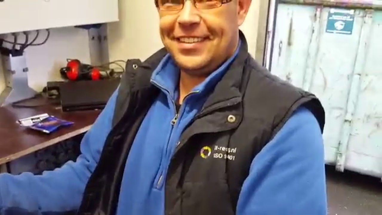 Tapes vernietigen op locatie en onder toezicht - www.it-recycling.nl