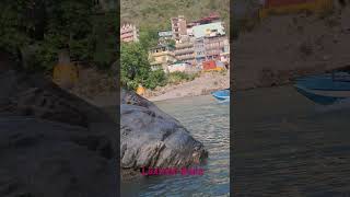 Laxman jhula Rishikesh #tapovan #rishikesh #uttrakhand #travel #boat #love #rafting #gangaghat