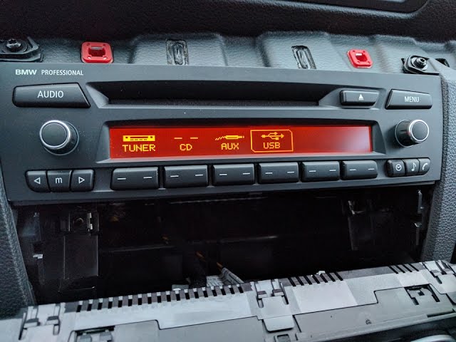  Original BMW Professional CD73 MP3 Radio 1er 3er X1  CD Autoradio