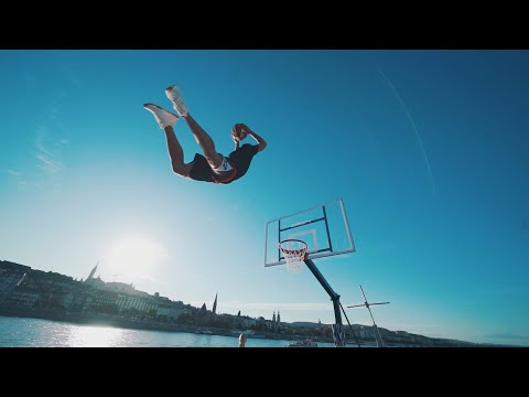 Acrobatic Dunks On a Boat - Face Team New Generation