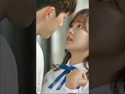 Bu kadar yakınlığa kalp dayanmaz be 💘🦋 #koreklip #school2017