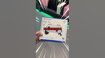 Razer Wolverine Pro PS5 Controller.