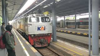 インドネシア国鉄KAI 、ソロ駅〜スラバヤ行き。