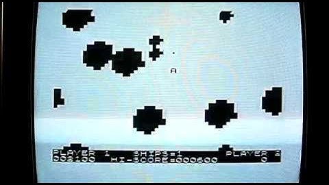 Asteroids on 16k Sinclair ZX81. Gameplay & Commentary