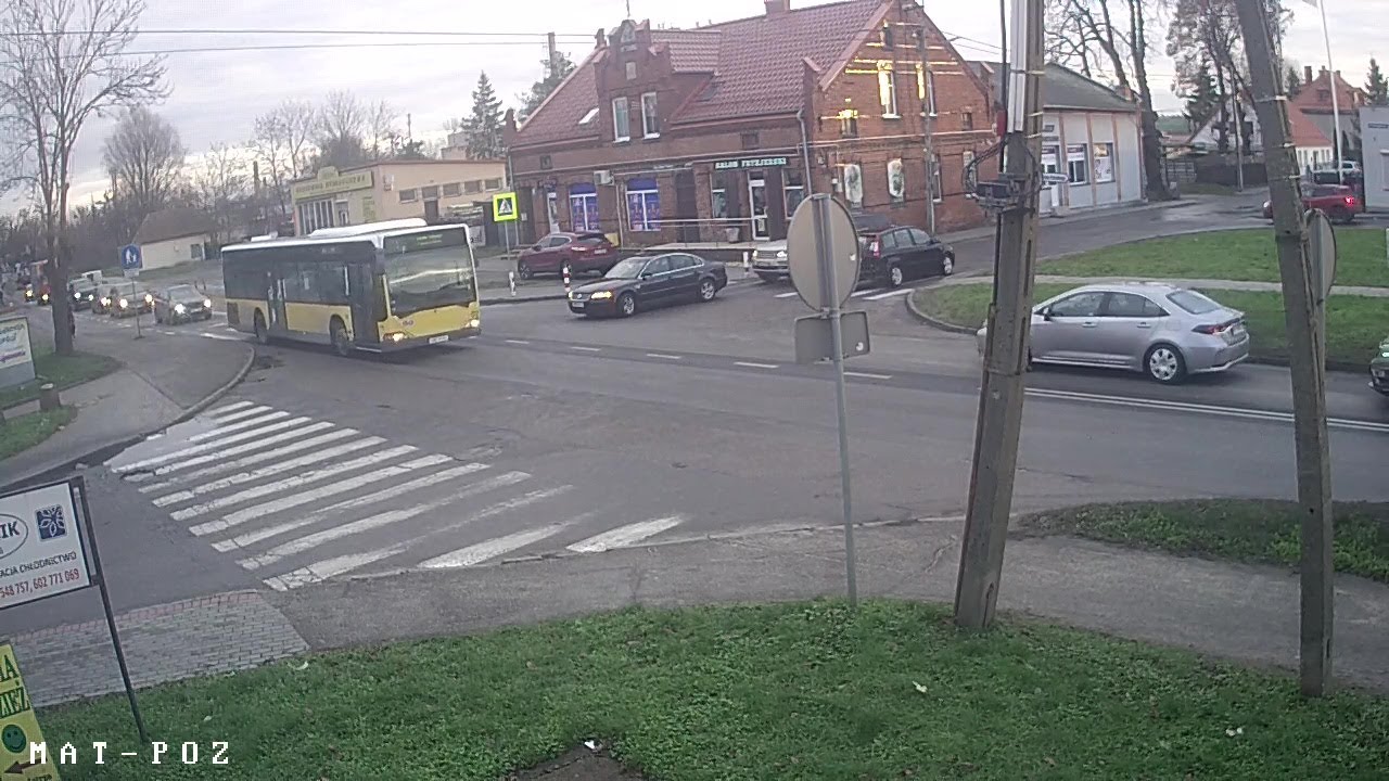 Malbork. Kolizja na skrzyżowaniu Alei Wojska Polskiego z ulicą Koszykową. Czyja wina?