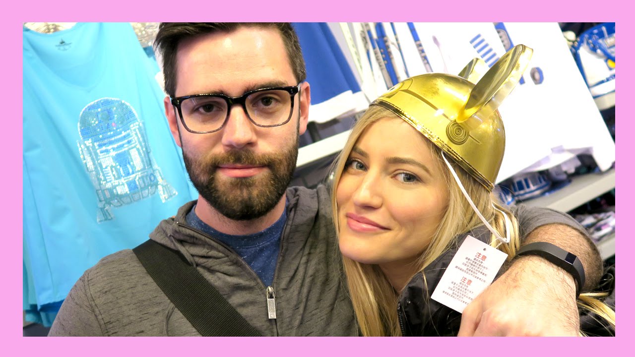 HOT DISNEY DATE! | iJustine