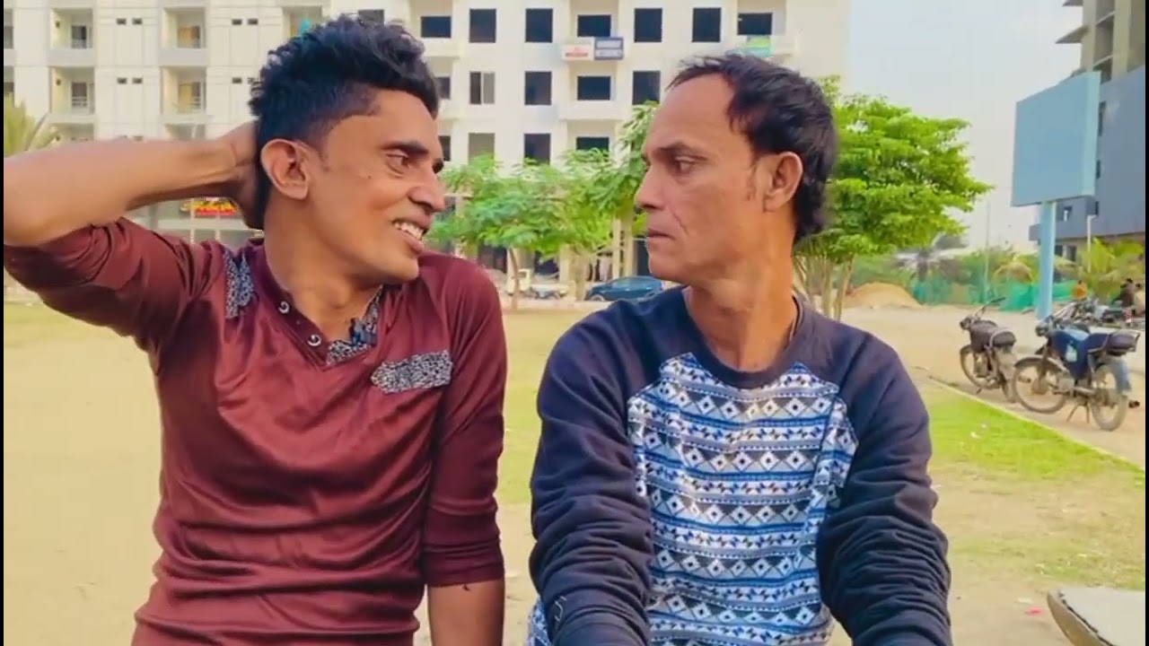 500 mein video send karta hai na 🤣🤣😂