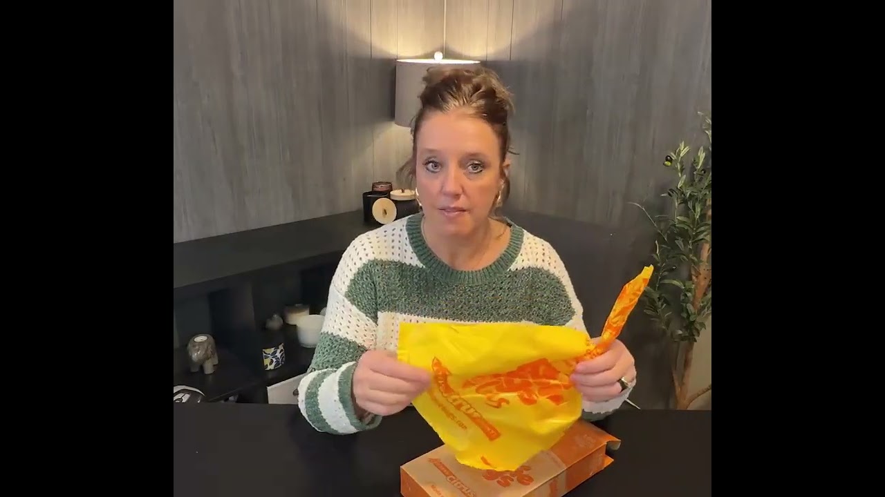 The Best Smelling Poop Bags? Citrus Dootie Review!