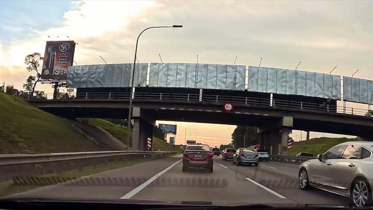 Evening Traffic on the Highway | On The Road #27