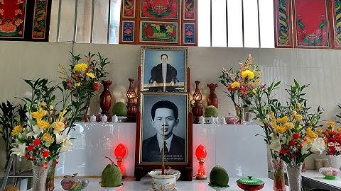 VỒ THIÊN TẾ NÚI CẤM CÓ NHIỀU NGÔI THỜ RẤT TRANG NGHIÊM