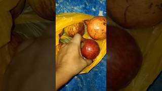 Red white fruit #viral #trending #shortfeed #youtubeshorts #food #ytshorts #foodlover #apple #fruit