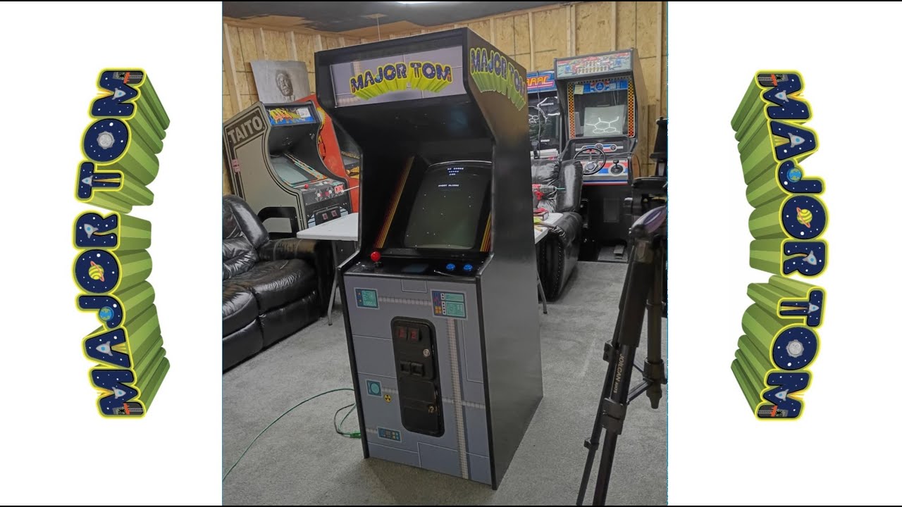 Major Tom the VECTOR arcade game part 2