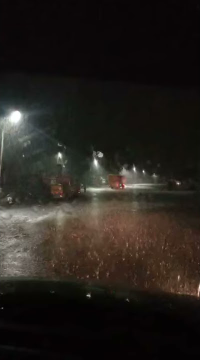 Bekhayali Rain car WhatsApp status 😍 😘