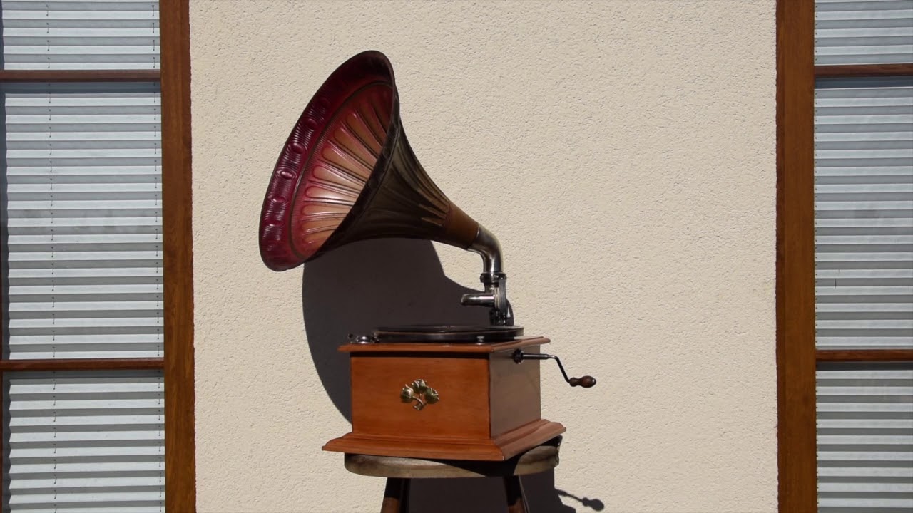 Grammophon - Singing In The Rain (Gene Kelly)