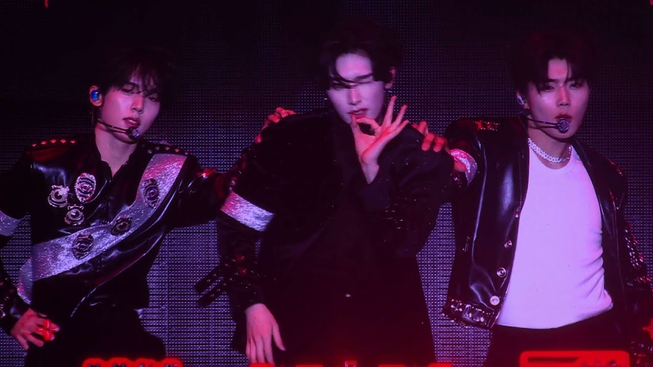 250418 STEP BACK(리키,박건욱,한유진)#parkgunwook #hanyujin #ricky