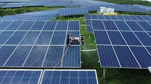 Autonomous solar clean robot #solarcleaning #solarcleaner #solarclean #solarpower #pvcleaner #solar