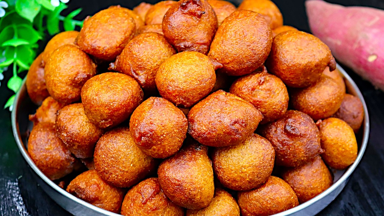 2 சர்க்கரைவள்ளி கிழங்கு இருந்தா போதும் 15 நிமிடத்தில் பஞ்சு போல சாஃப்டான அப்பம்😋/Instant Sweet Appam