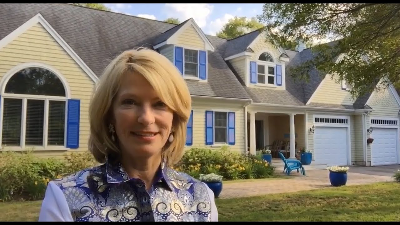 Maureen Green Presents 43 Carl Landi Circle, E. Falmouth, MA YouTube