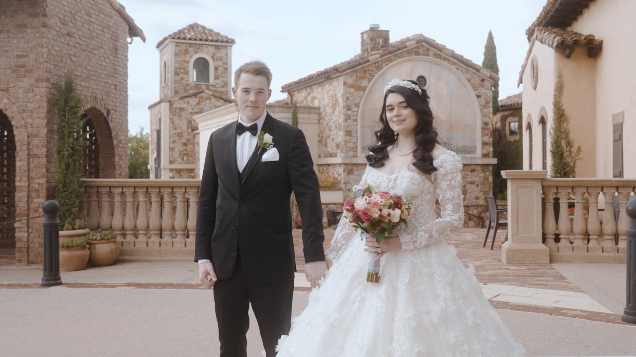 Jenni & Jonathan's Elegant Micro Wedding | The Club at Bella Collina
