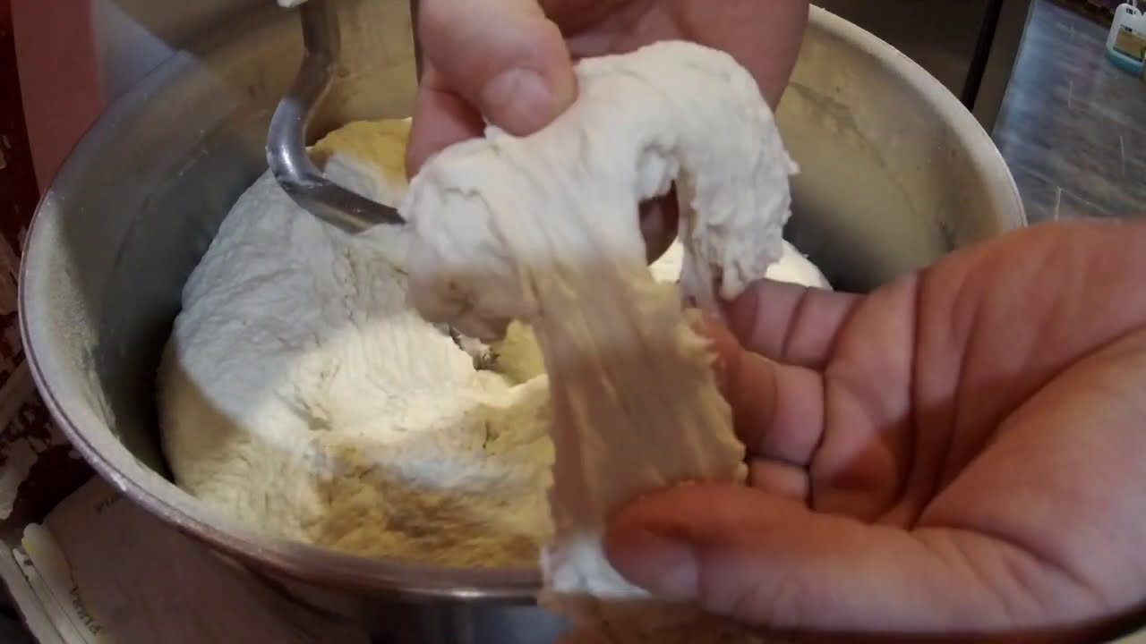 CURSO PRACTICO PIZZERO (10/20) l MASA DE PIZZA 🇮🇹  NAPOLITANA. l RECETA l AMASADO A MAQUINA.