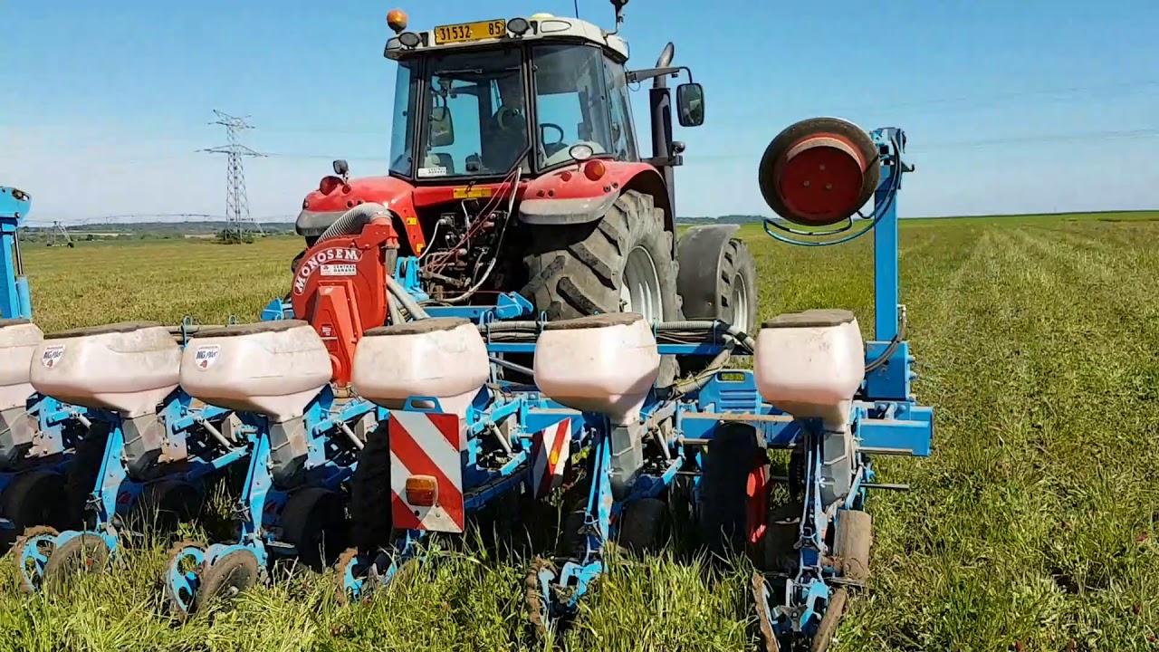 Semis direct de maïs avec semoir Monosem 8 rangs YouTube