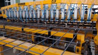 Wire Mesh Welding Machine In India Robologic Ahmedabad 91 89 80 90 1006