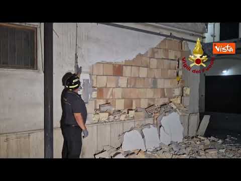 Video Terremoto ai Campi Flegrei, le verifiche tecniche dei Vigili del Fuoco sugli edifici