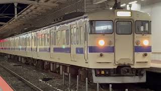鹿児島本線快速列車(415系8両編成、羽犬塚行き)・博多駅を発車