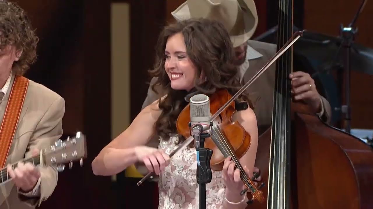 East Nash Grass Grand Ole Opry Debut: "Railroadin' & Gamblin'"