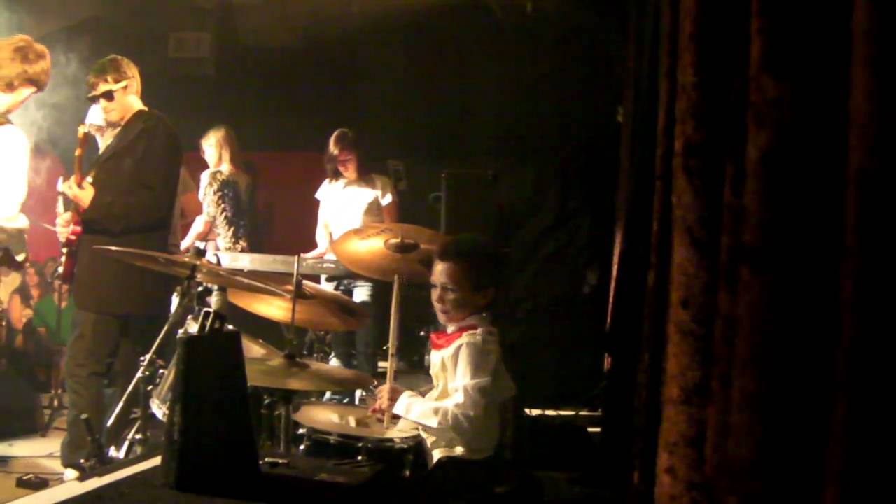 KIERAN TREECE SOR DAVID BOWIE EVENT I