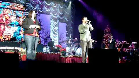 Casting Crowns singing "Away In A Manger"