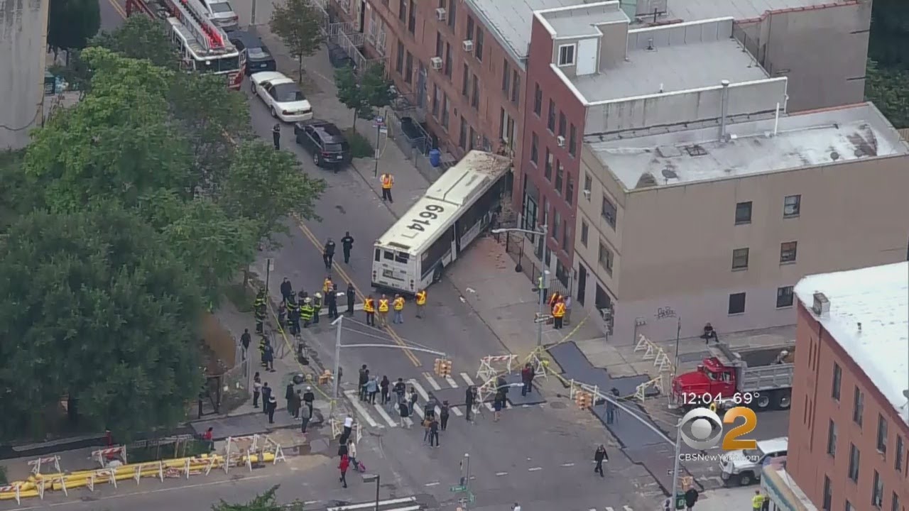 MTA Bus Hits Building In Crown Heights - YouTube