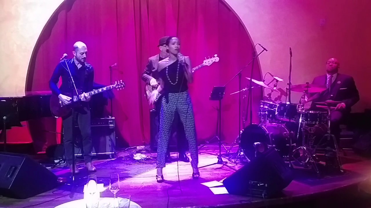 MOV 20170209 2156250