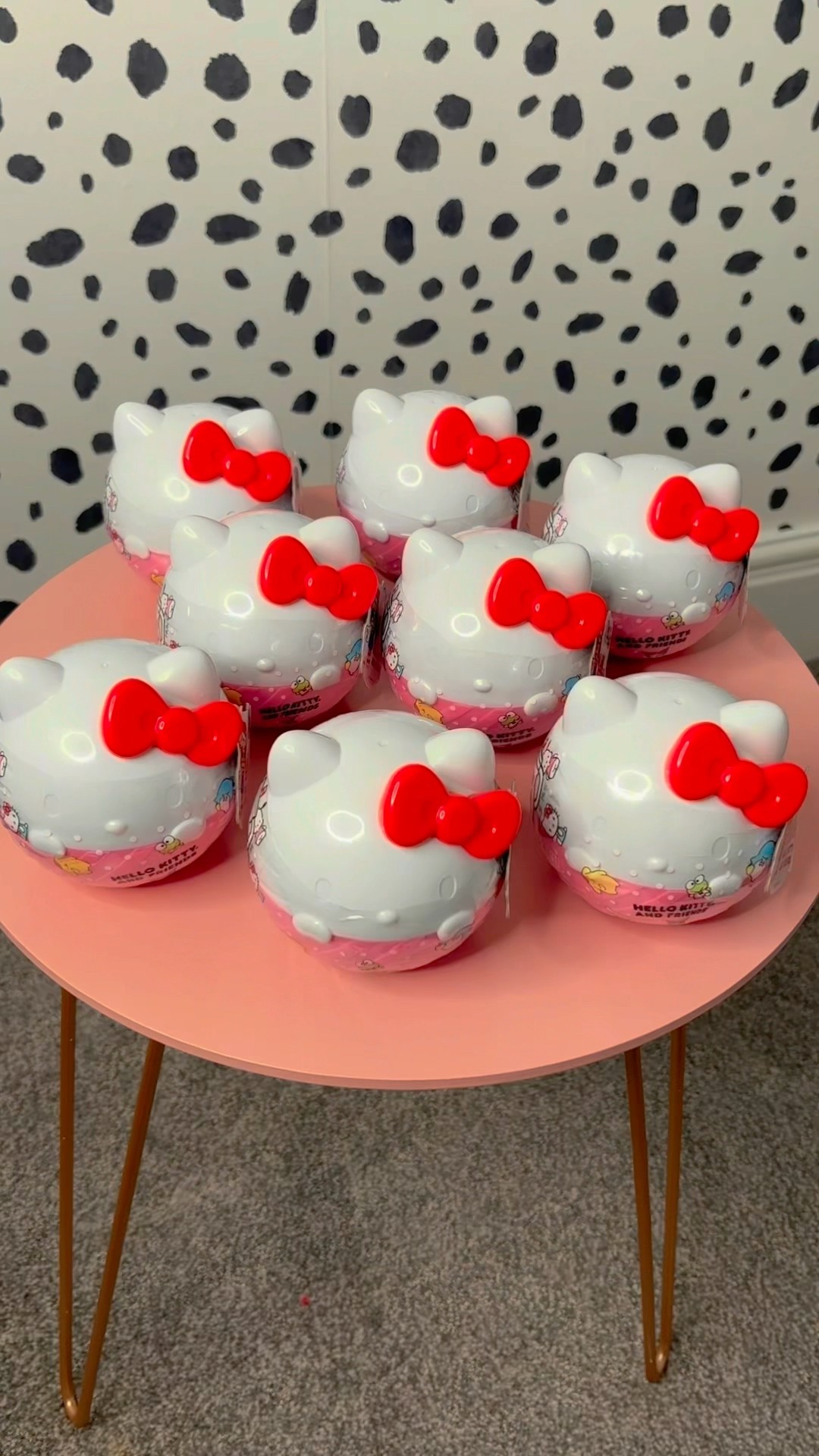 [ASMR] UNBOXING THE *NEW* MYSTERY L.O.L SURPRISE X HELLO KITTY AND FRIENDS!!??✨⁉️ (OMG...?) #Shorts