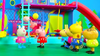 Peppa Pig geht zur HüpfballGeburtstagsfeier! Spielzeugvideos für Kleinkinder und Kinder