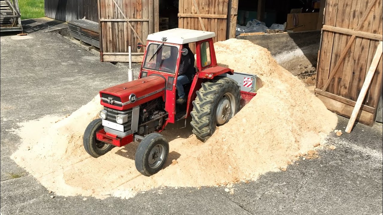 Sägespäne für die Pferde