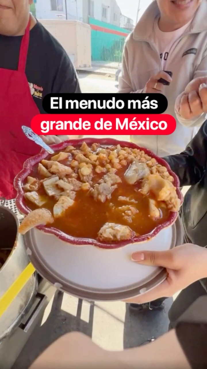 El menudo más grande de México @KrystianVazquez