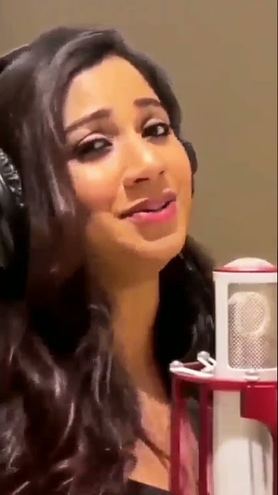 Shreya Ghoshal (tu thodi der aur thahar ja)