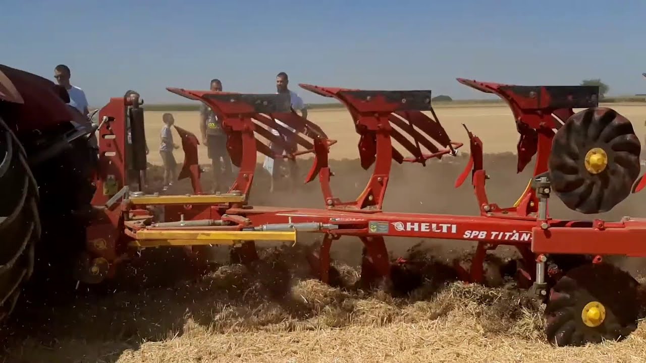 Prikaz u radu pluga obrtača HELTI Titan na SPIT-u u Kaću 23.07.2022.