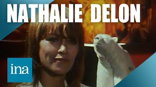 Nathalie Delon : une passion pour les chiens partagée avec Alain Delon | INA Stars