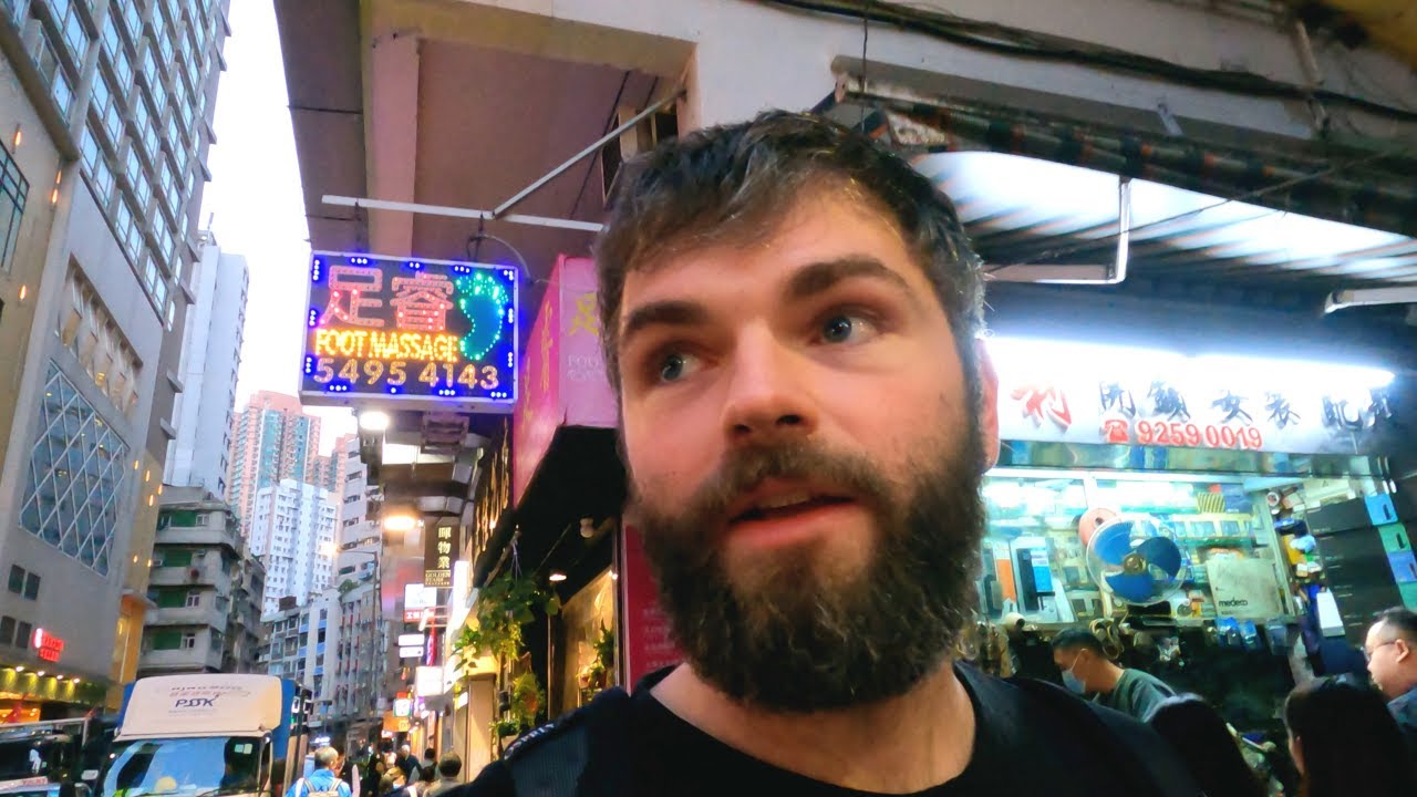 What It's Like Arriving Solo In Hong Kong - YouTube